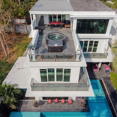 Villas In Pattaya Jomtien Exterior foto